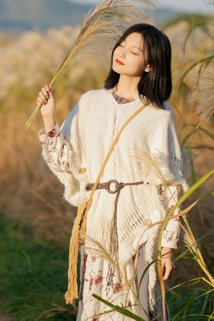 朋友妻偷偷骑之小石